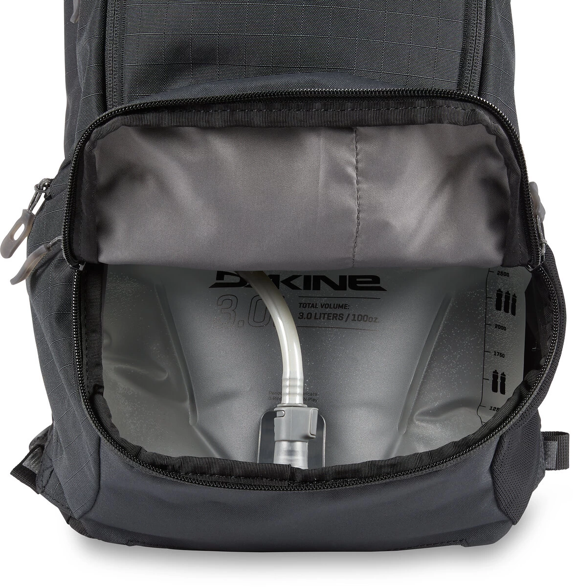 Dakine Syncline 16L Bike Hydration Backpack - Image 3